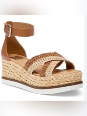 Dolce Vita Women's Tan Woven Sandals Odell platform wedges shoes